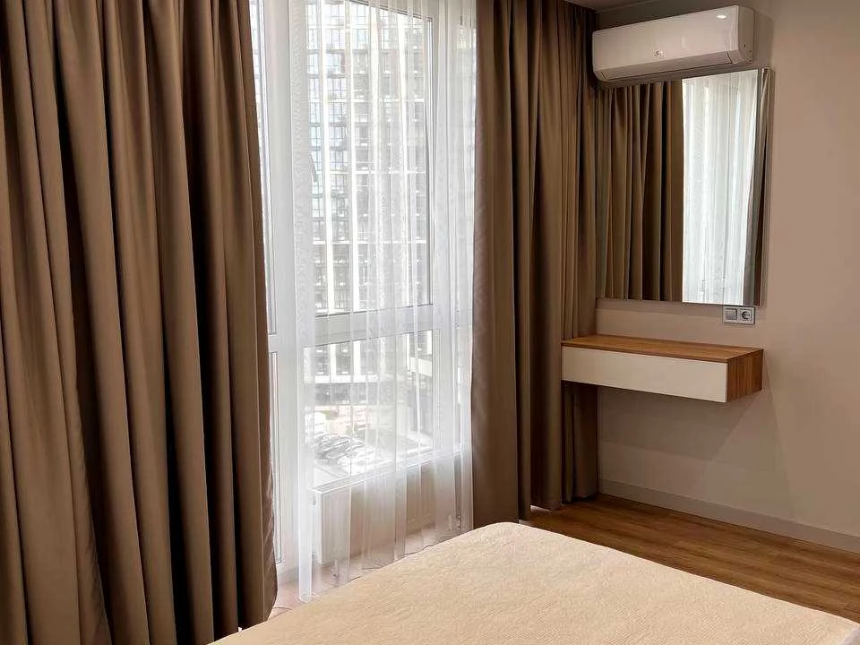 Apartment. Kyiv, Viktora Nekrasova St. (Pivnichno-Syretska)