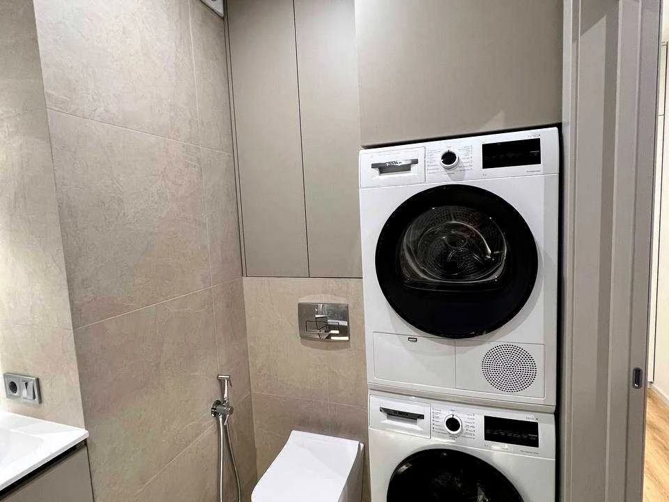 Apartment. Kyiv, Viktora Nekrasova St. (Pivnichno-Syretska)