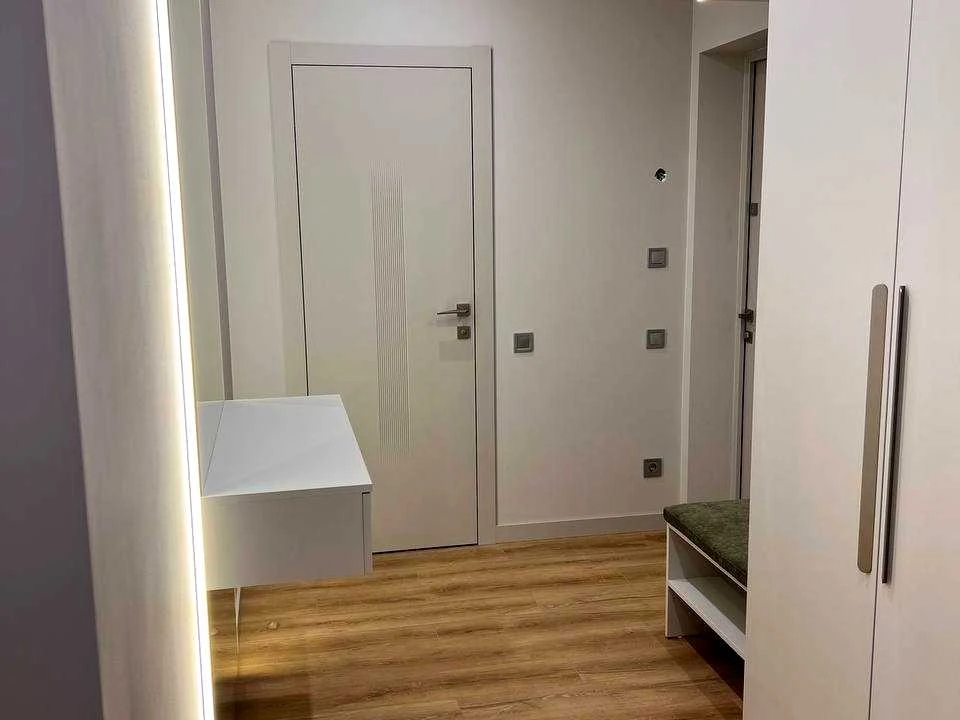 Apartment. Kyiv, Viktora Nekrasova St. (Pivnichno-Syretska)