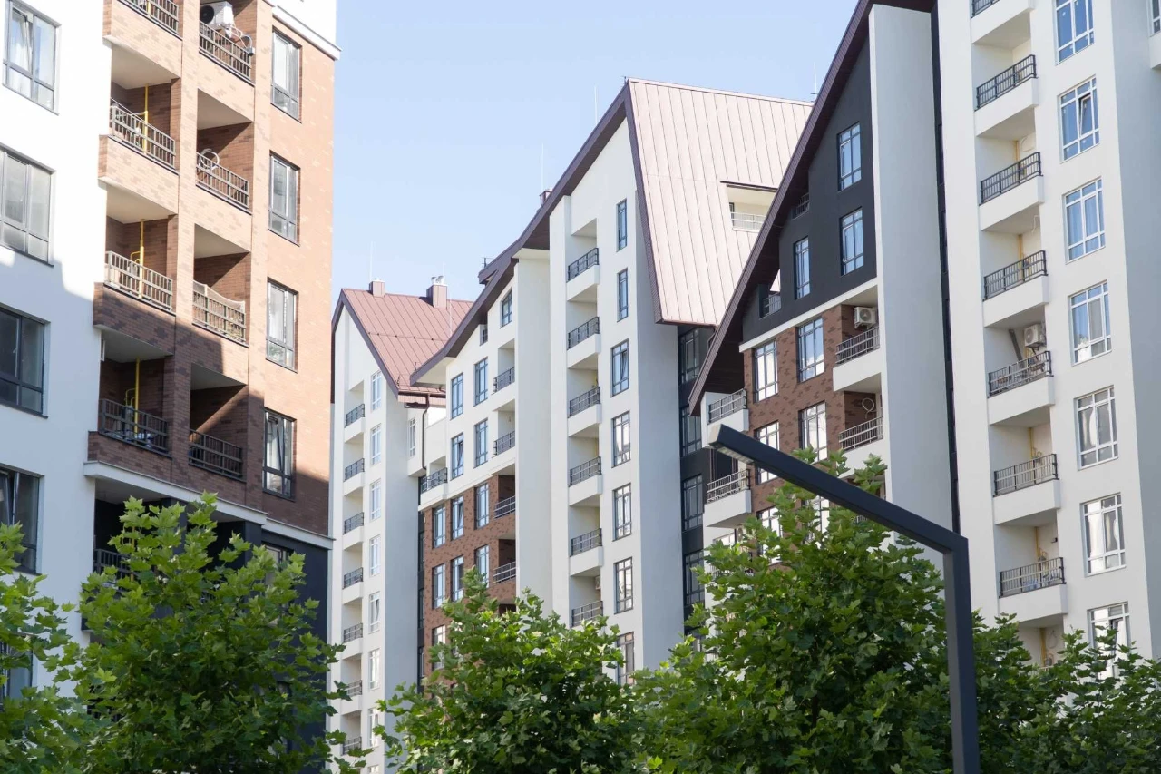 One-bedroom apartment in the new Synergy City complex. Comfortable.