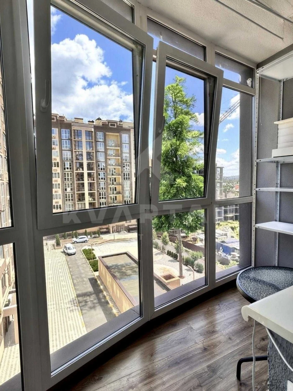 One-bedroom apartment for sale, renovated, near Central Park! FREE