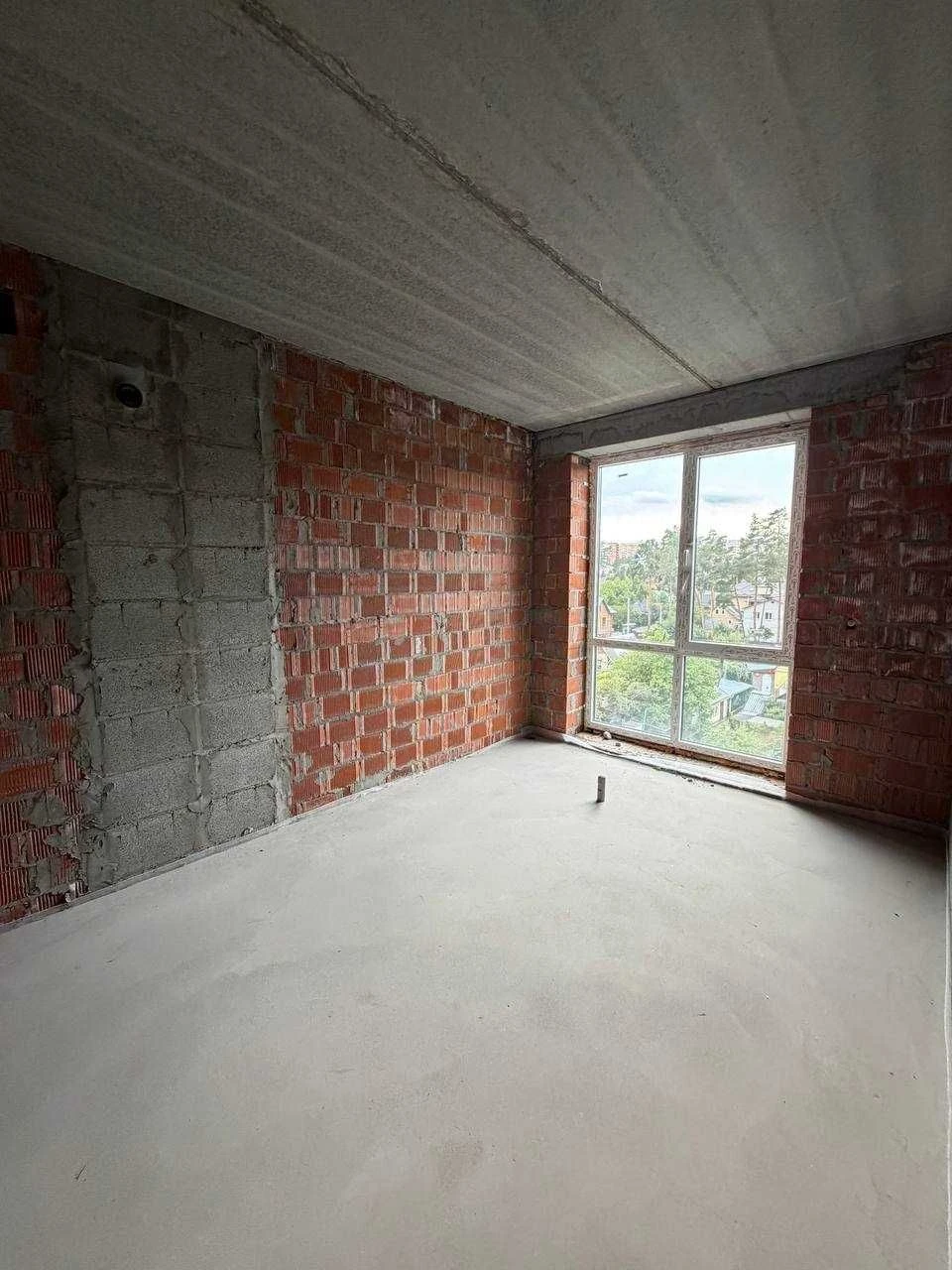 Apartment in new building, unfurnished, with documents, Irpin Center