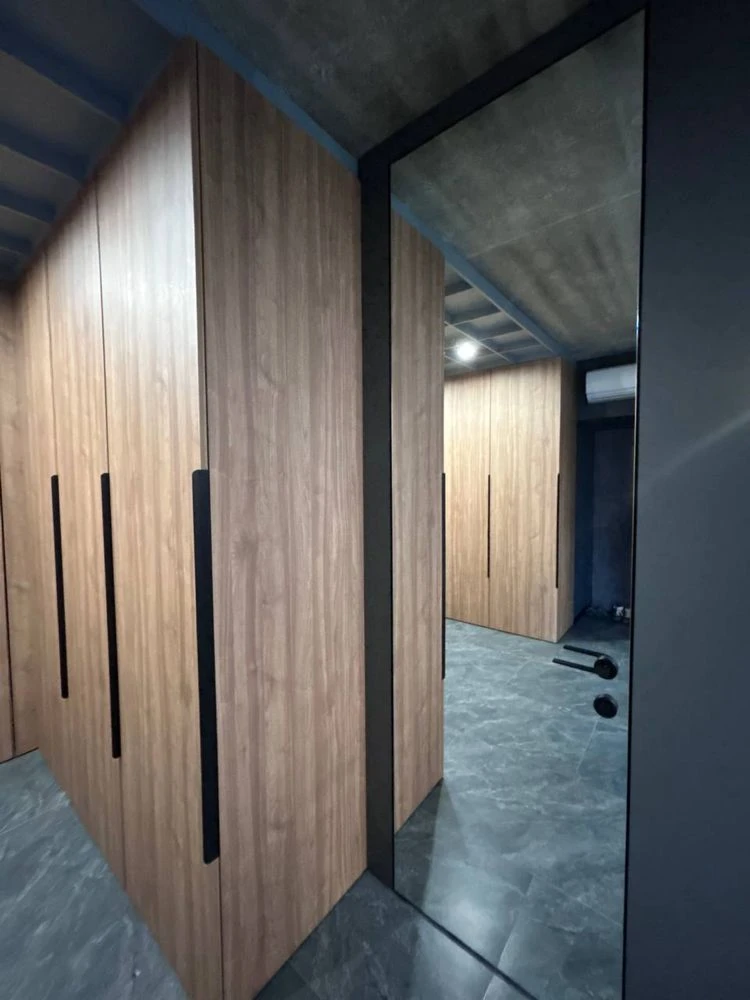 Продам євро-3 кімнатну квартиру у м.Ірпінь. Газ. Новий ремон