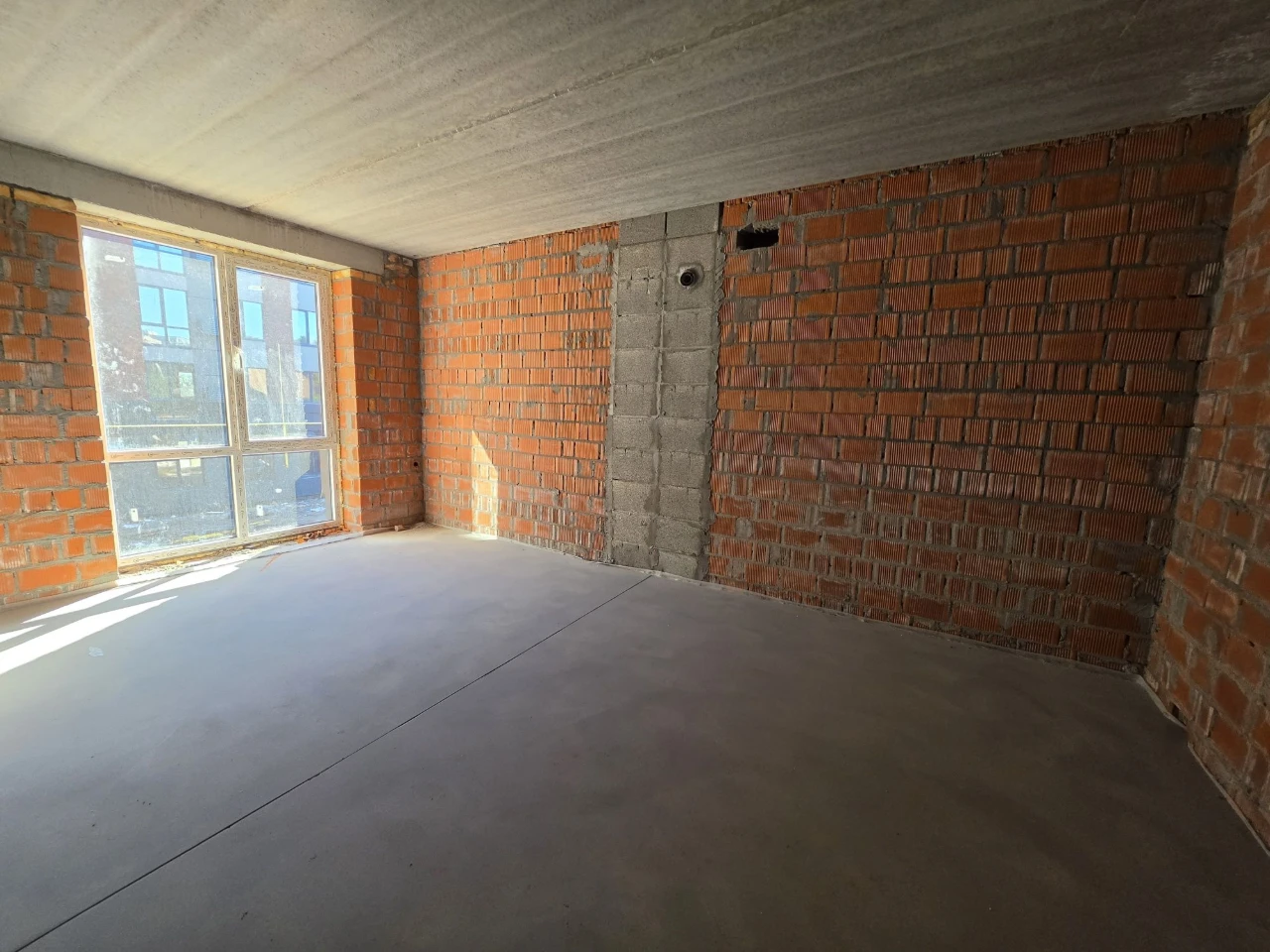 Apartment in a finished house with documents for $31,000!