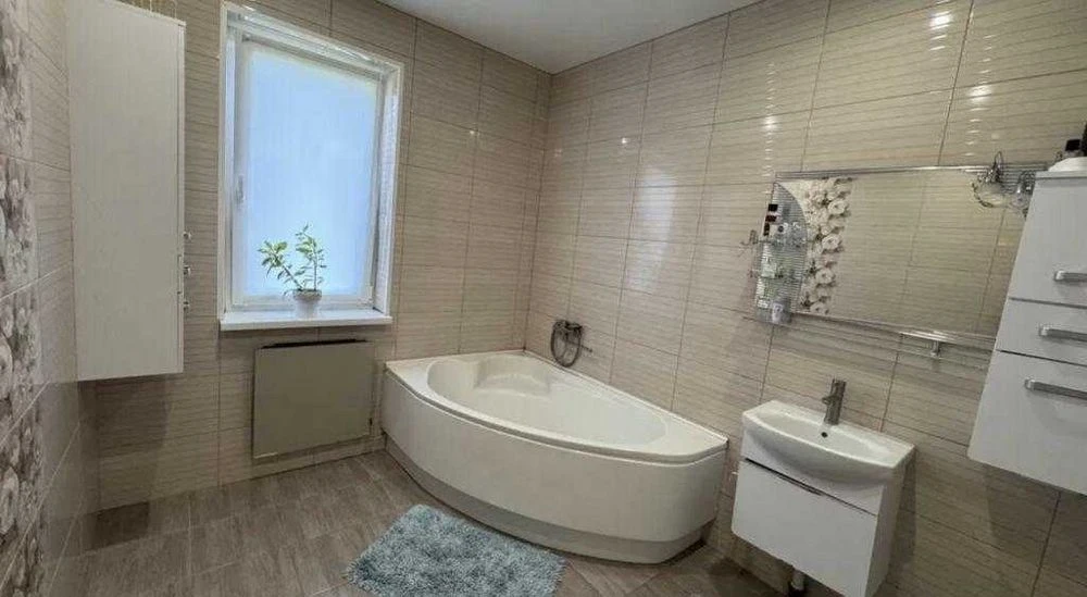 Київський район. Продам окремий будинок