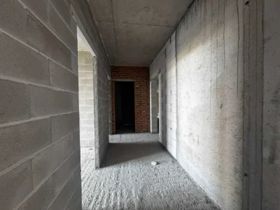 Apartment under YESOLIU. Building with shelter. Closed two