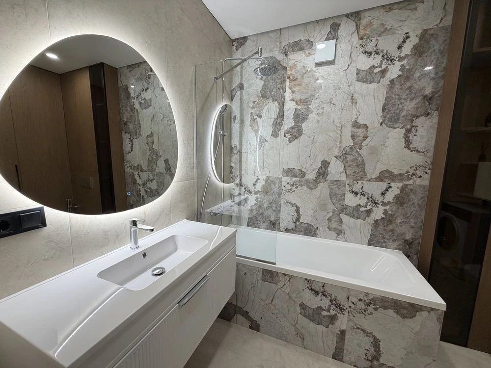 3-bedroom apartment with stylish renovation. Center of Irpin!