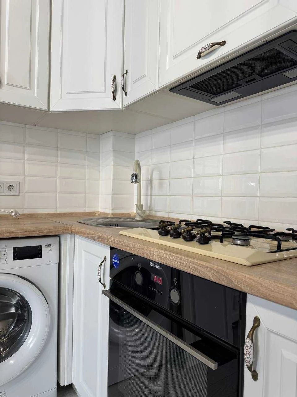 Sale of a 2-room apartment - studio, renovated, Synergy Residence 3+