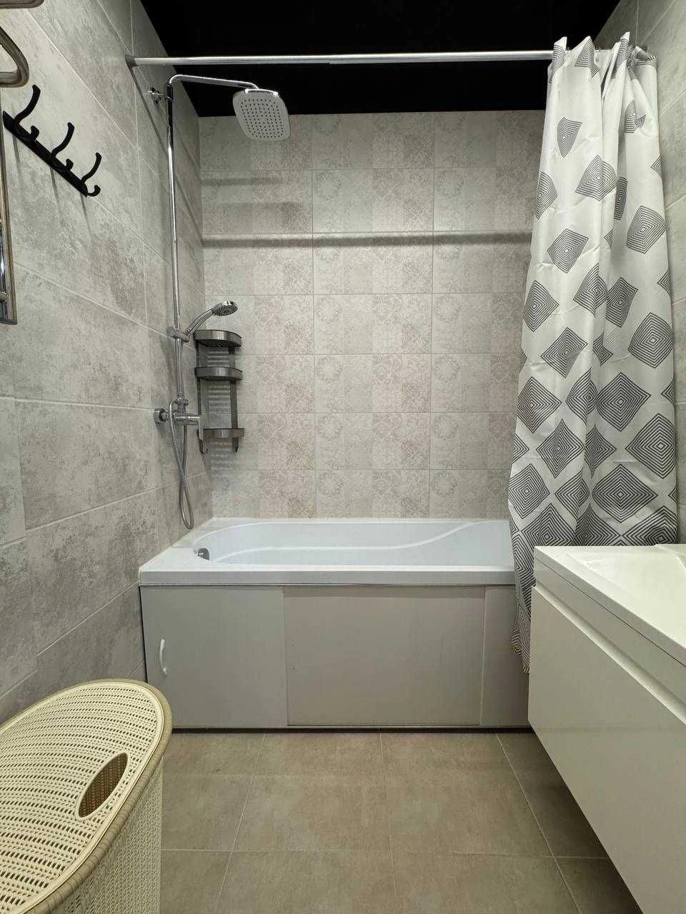 Sale of a 2-room apartment - studio, renovated, Synergy Residence 3+