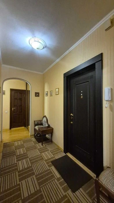 2-room apartment for sale with high-quality renovation, Verbytskoho St. 9zh,
