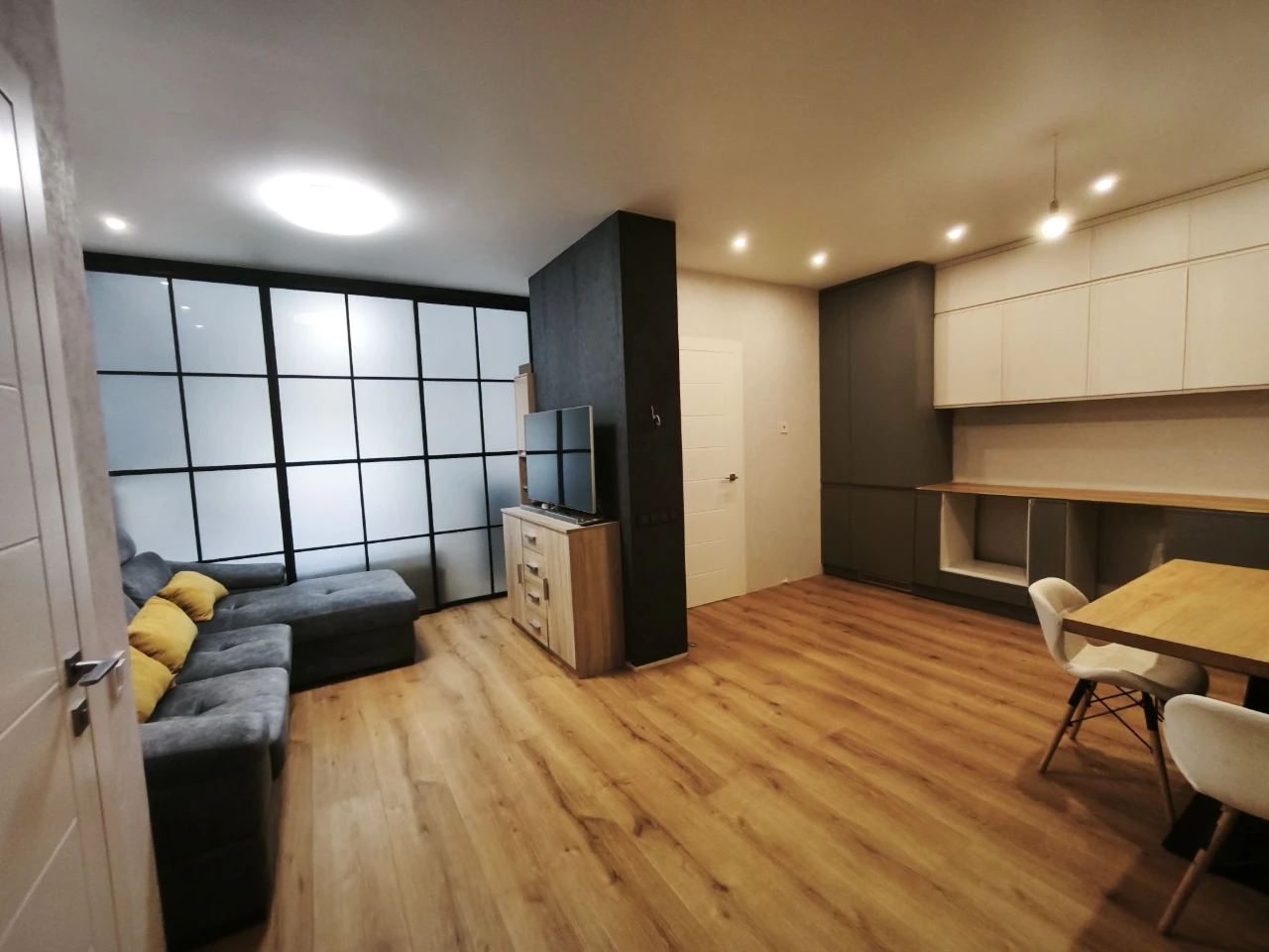 2-bedroom apartment for sale, Central Park 2%