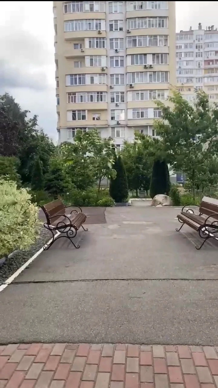 Продаж 2-кімнатній квартири в ЖК