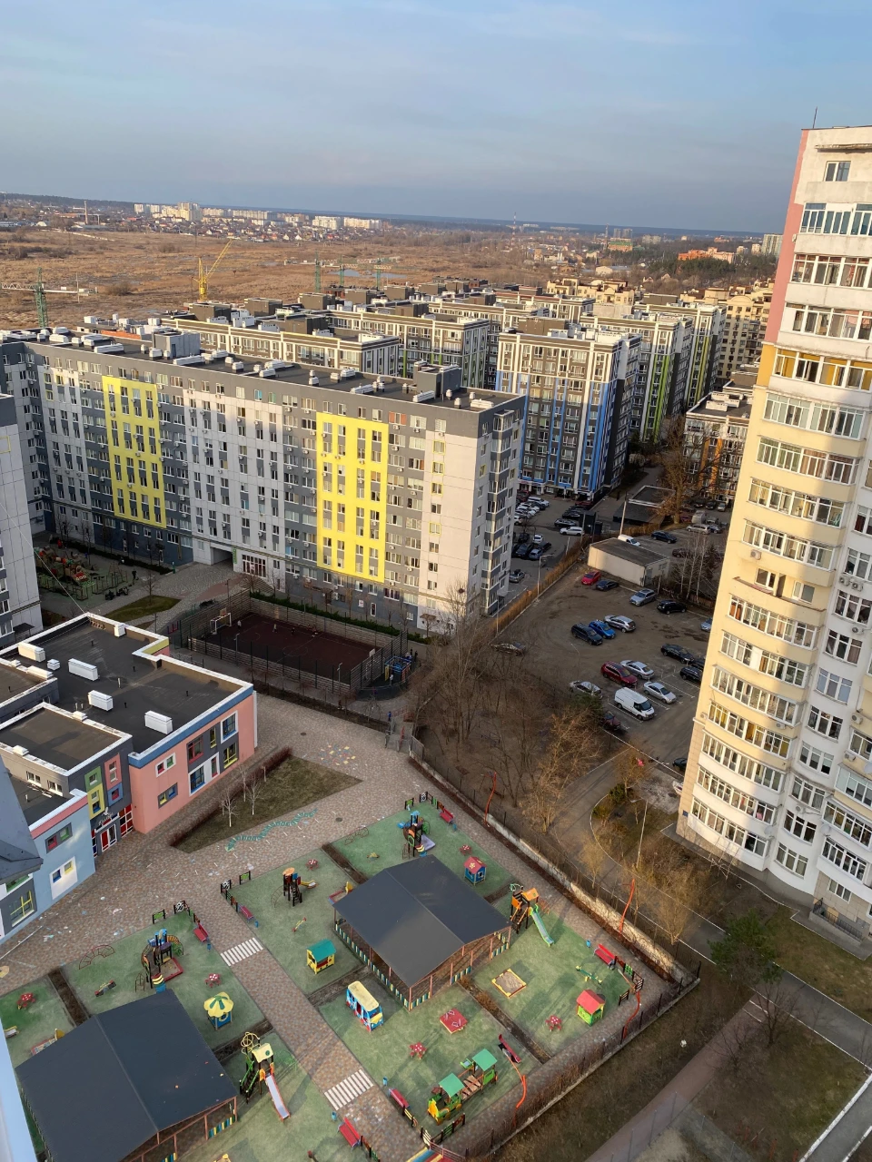 Продаж 2-кімнатній квартири в ЖК