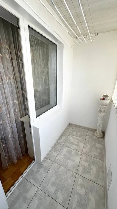 3 rooms for sale on Khortytskyi highway, Khortytskyi district, Urgent
