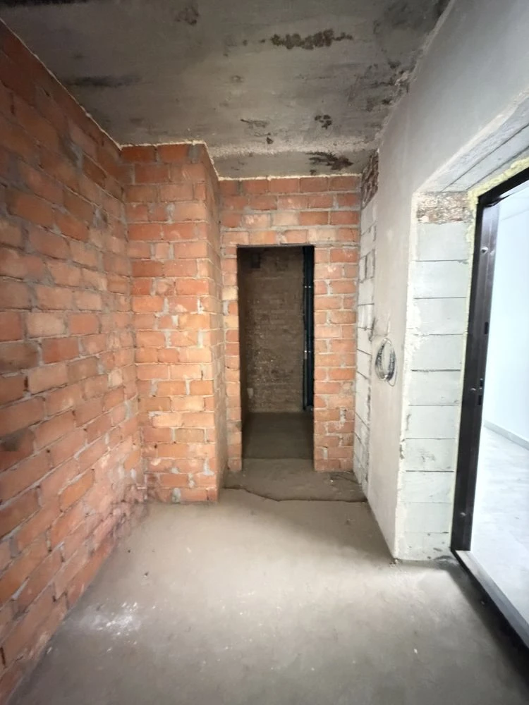 House for sale! 2% tax! Apartment with wardrobe! Low price