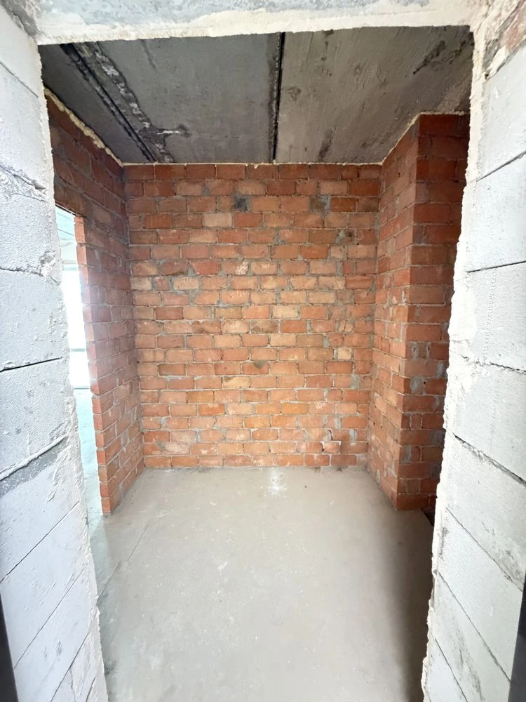 House for sale! 2% tax! Apartment with wardrobe! Low price