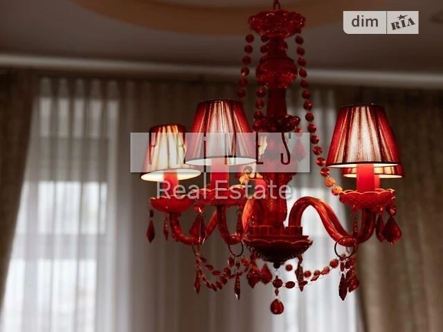 Продаж 3к квартири 120 кв. м на вул. Хрещатик 21 • ID 346897