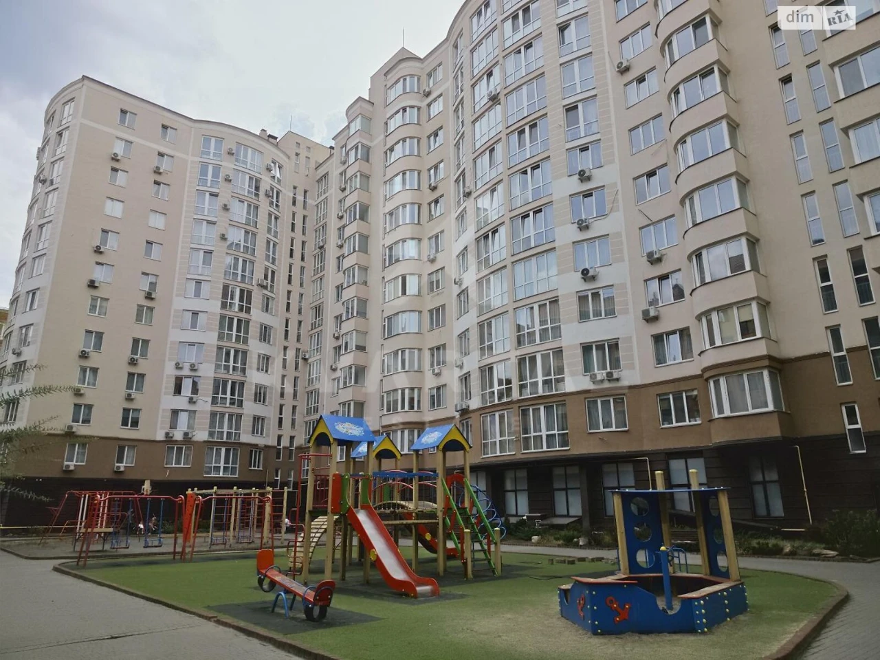 Продаж Квартира