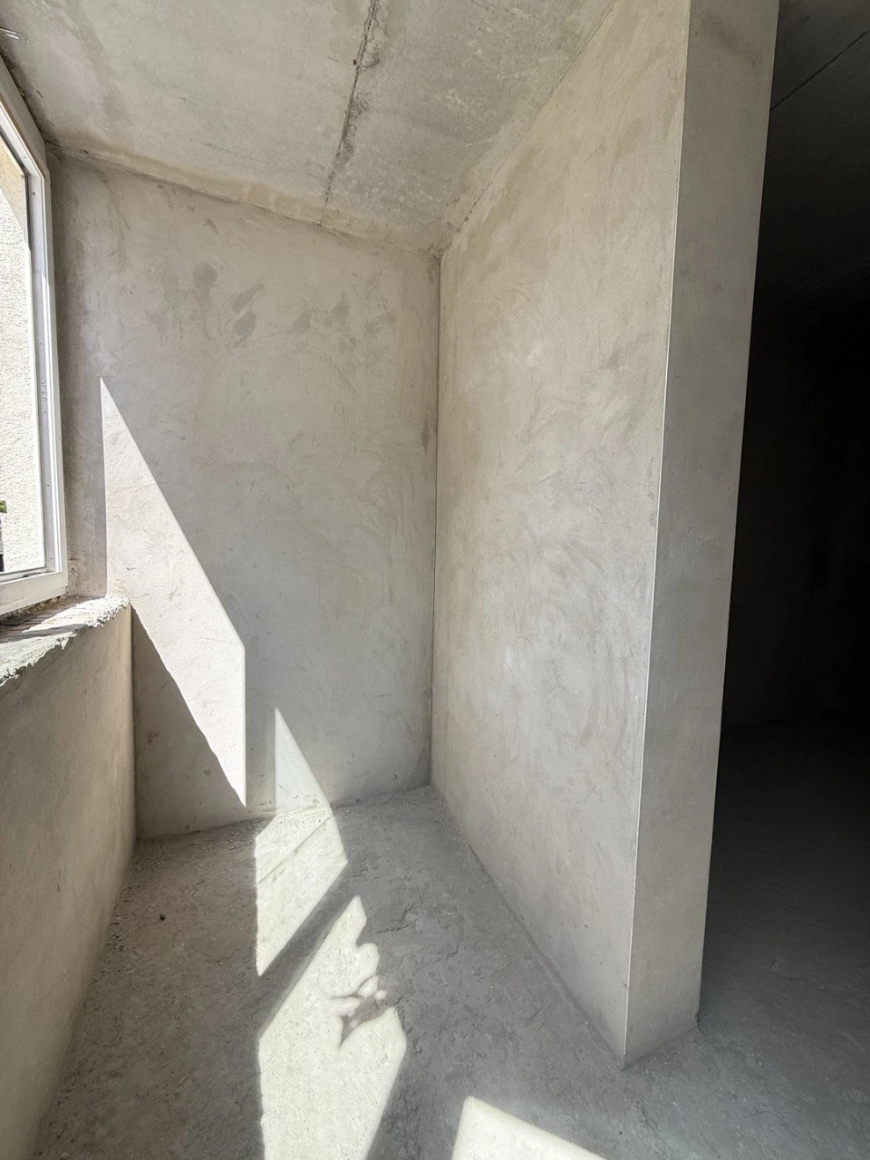 Announcement: 2-room apartment 64 m², without renovation, minimal paperwork