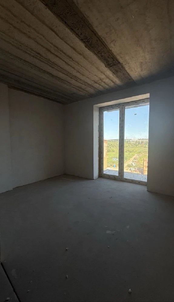NEW PROPERTY! NO COMMISSION! Great 1-bedroom apartment in a completed building! Balcony