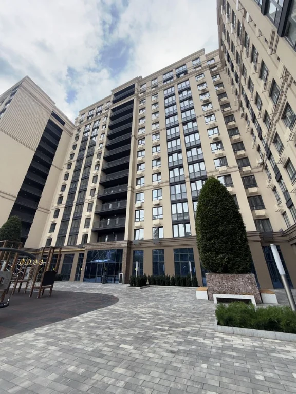 Продам ДВОКІМНАТНУ квартиру в жк Центральному Преміум . Пору