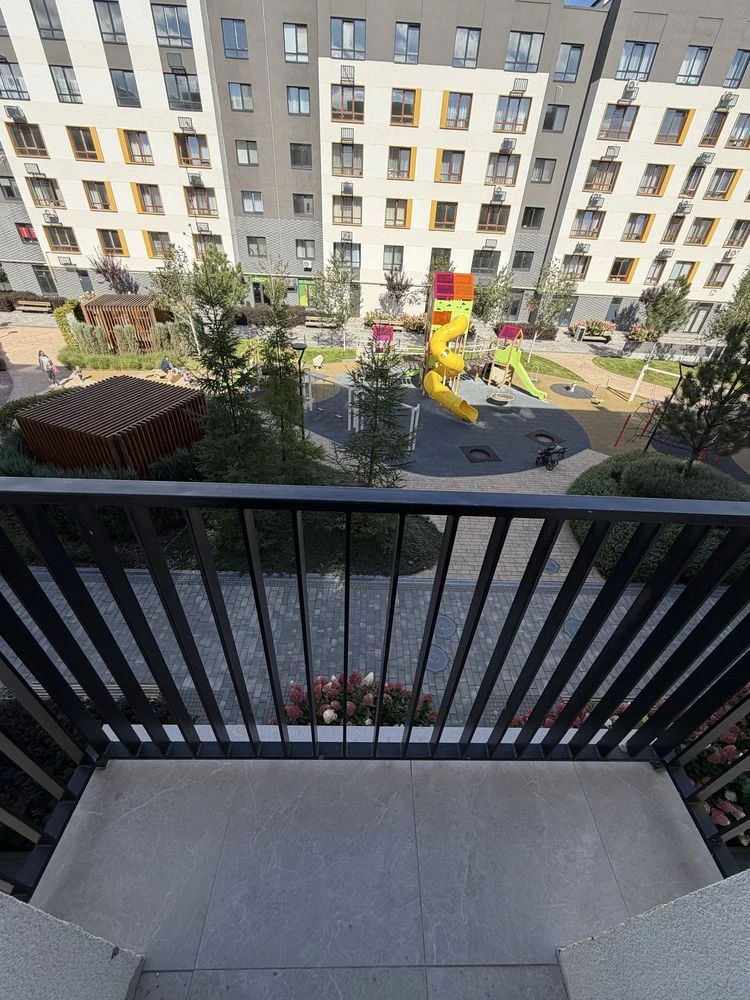 Student apartment for sale in ЖК Молодість, newly renovated