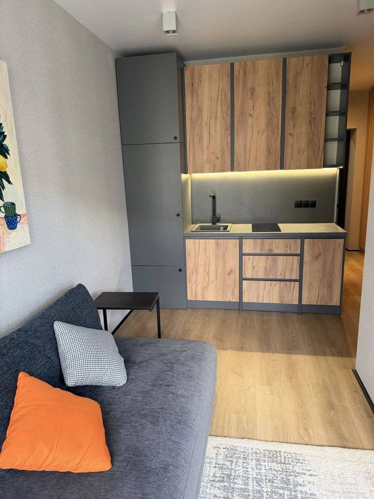Student apartment for sale in ЖК Молодість, newly renovated