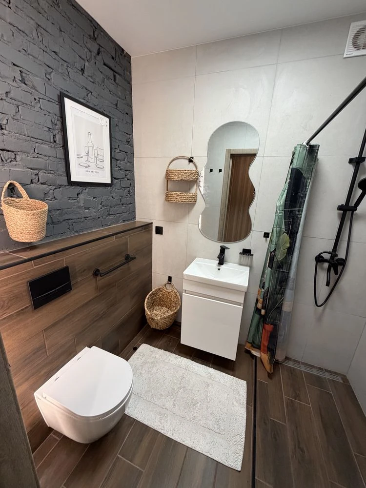 Student apartment for sale in ЖК Молодість, newly renovated