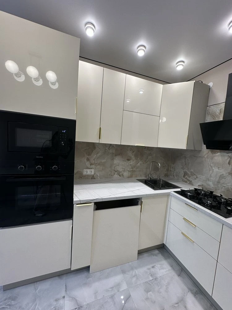 Продам 1к кв 34м2, вул Лисенка 21, ЖК GL Club