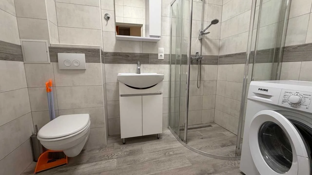 Irpin sale of a euro-2 room apartment with renovation and furniture