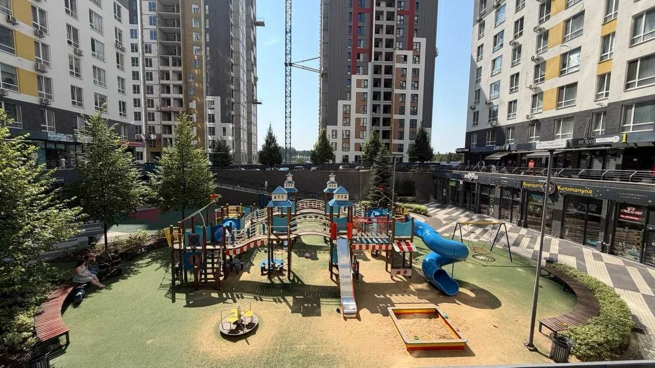 Irpin sale of a euro-2 room apartment with renovation and furniture