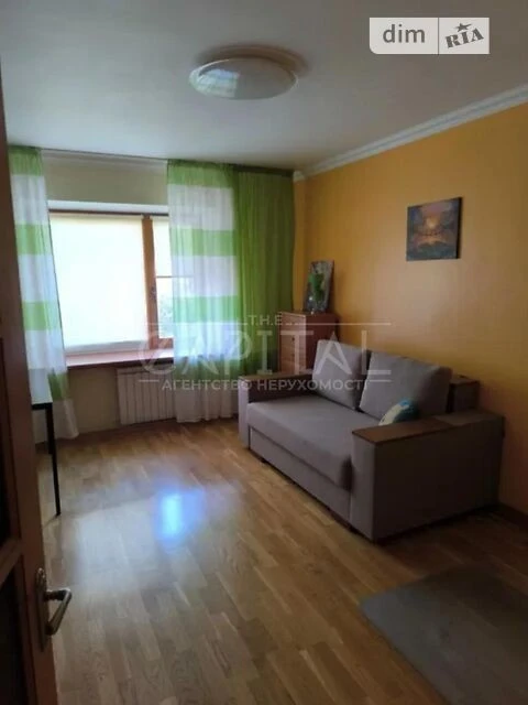 For sale 3-room apartment 93 sq. m on Dragomanova St. 44A • ID 346