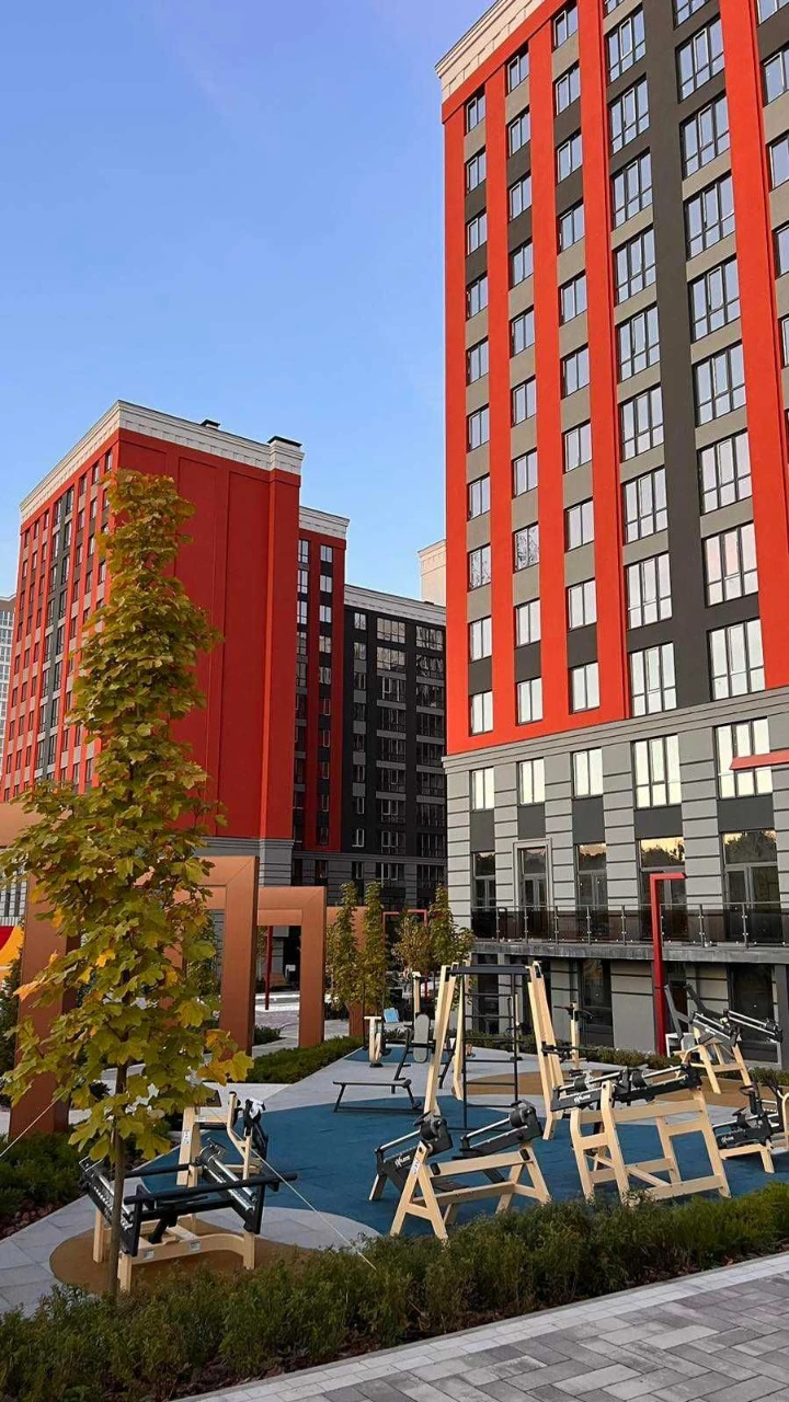 Sale of 3-room apartment in "Irin City" residential complex.