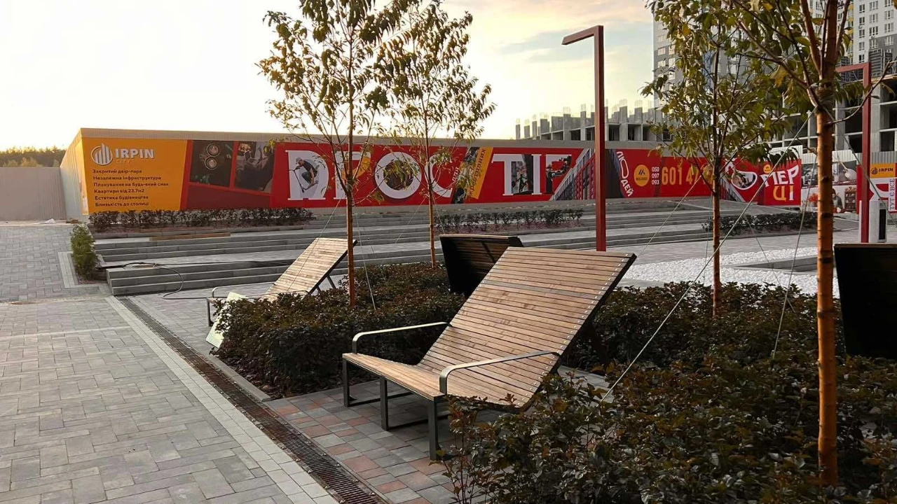Sale of 3-room apartment in "Irin City" residential complex.