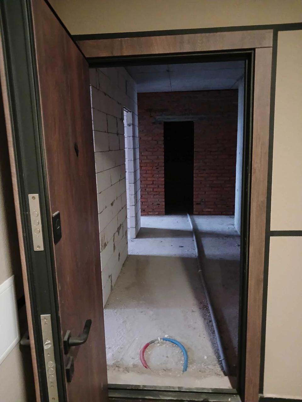 Sale of 3-room apartment in "Irin City" residential complex.