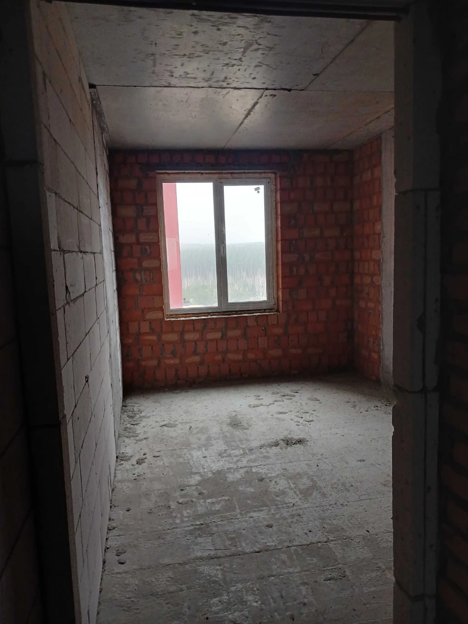 Sale of 3-room apartment in "Irin City" residential complex.