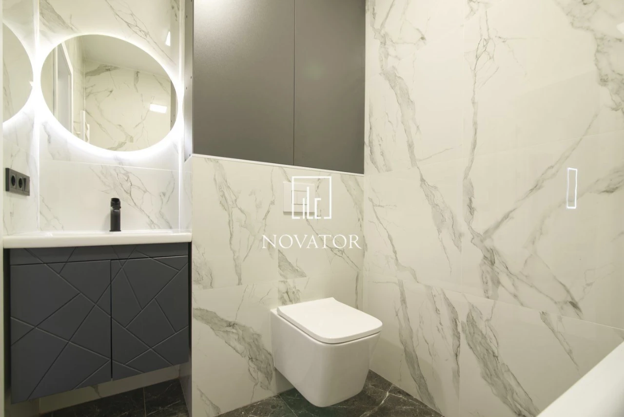 Royal Park Residence. Park Pravyka. Renovated. Furniture. Gas.