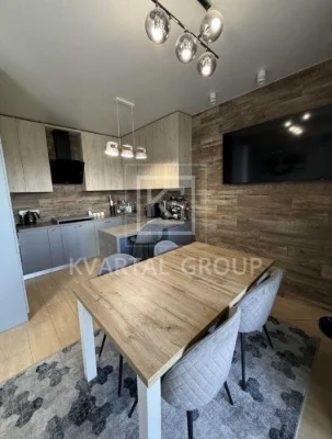 Spacious 3-bedroom apartment 80 sq m with renovation! Green Side Residence. + Storage room.