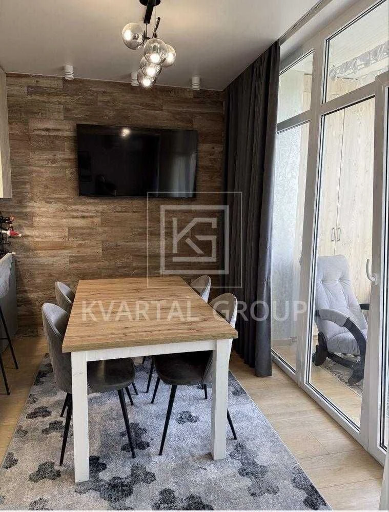 Spacious 3-bedroom apartment 80 sq m with renovation! Green Side Residence. + Storage room.
