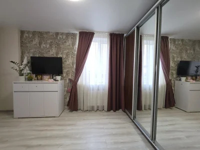 Центральний парк! Бомбосховище! Двушка з ремонтом!