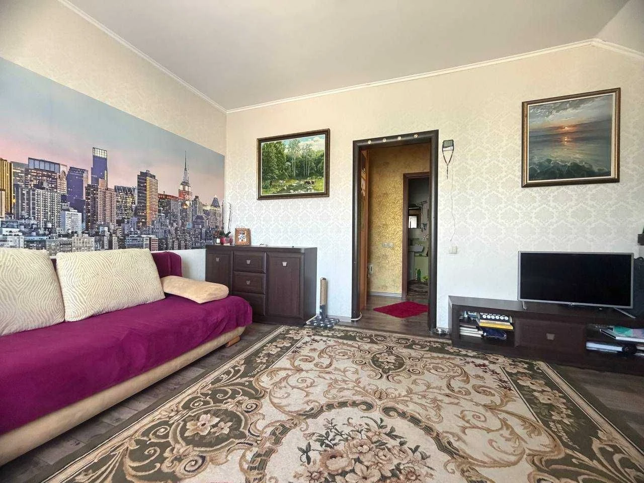 One-bedroom apartment with renovation for $48,000. Irpin. вул. Полтав.
