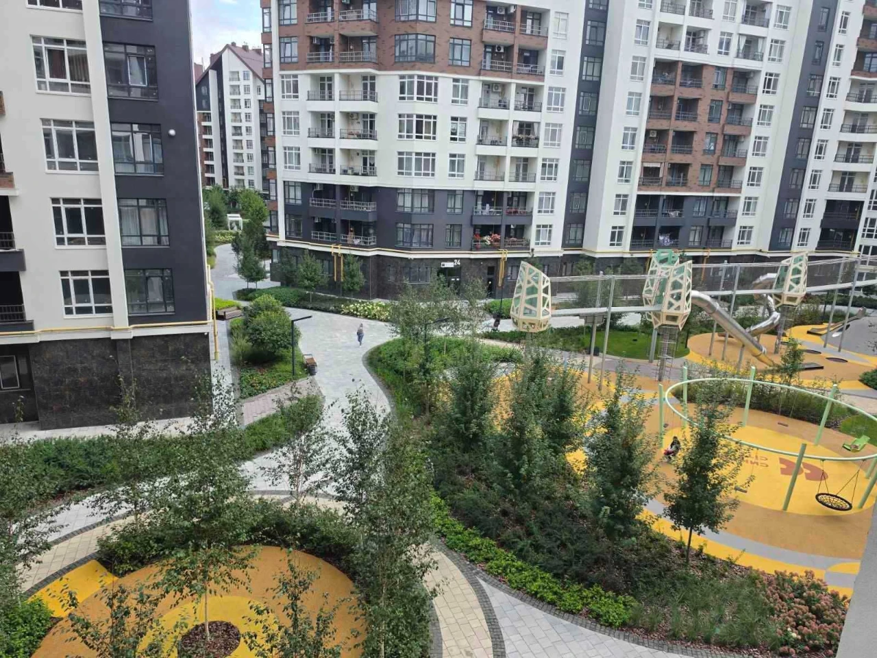 2-room apartment renovated in Synergy City