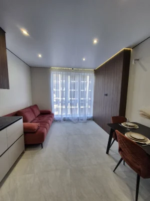 Spacious 3-room apartment | Area 72m² | 7th floor | 2 bathrooms | Available