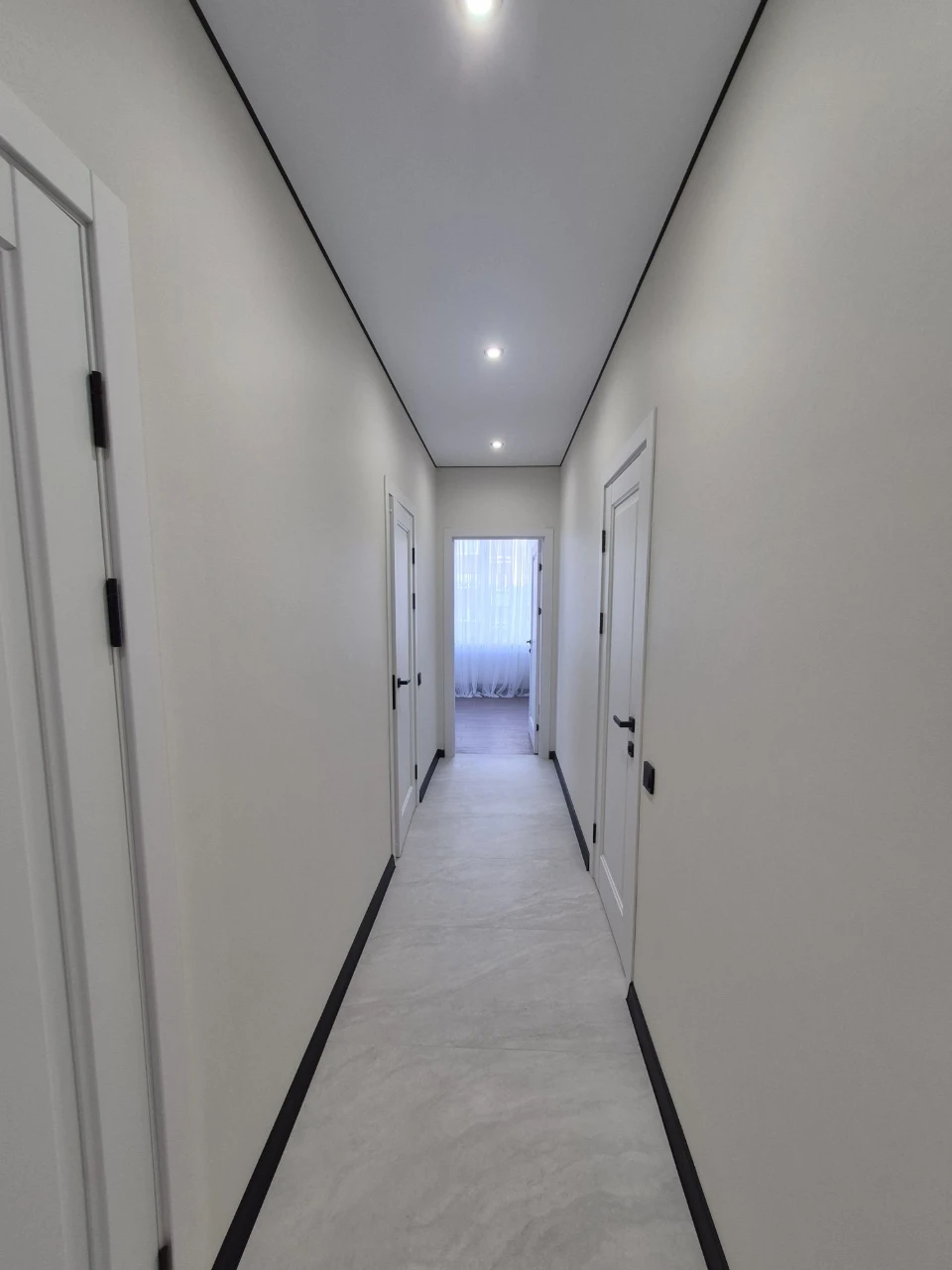 Spacious 3-room apartment | Area 72m² | 7th floor | 2 bathrooms | Available