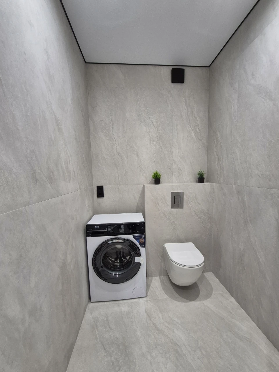 Spacious 3-room apartment | Area 72m² | 7th floor | 2 bathrooms | Available