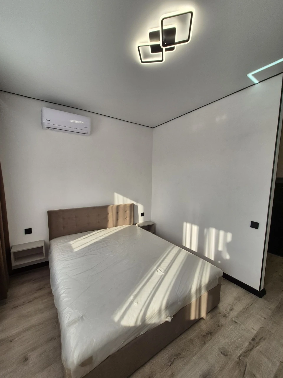 Квартира-студія 27,2м² | 4 поверх | Зонована та  Укомплектов