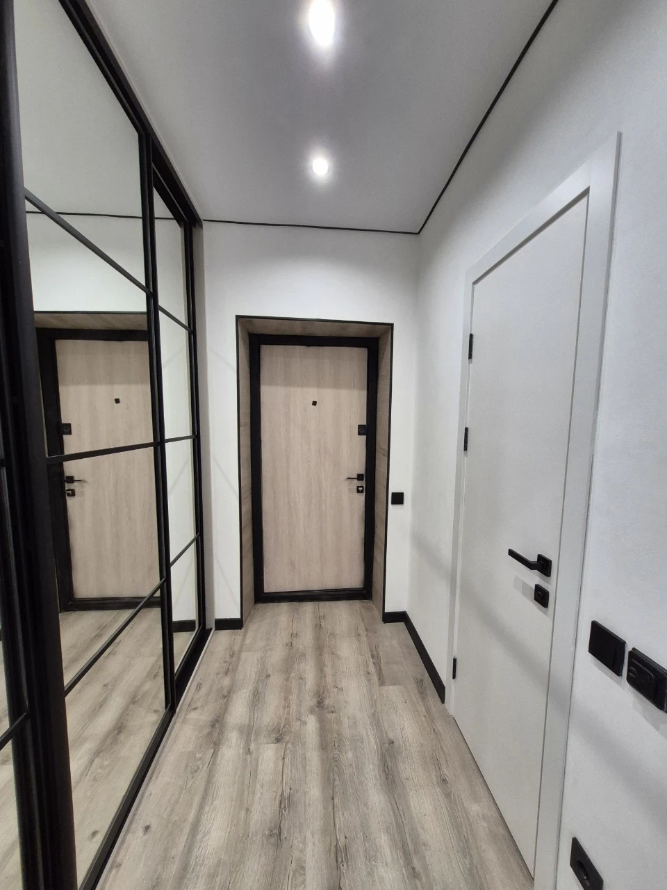 Квартира-студія 27,2м² | 4 поверх | Зонована та  Укомплектов