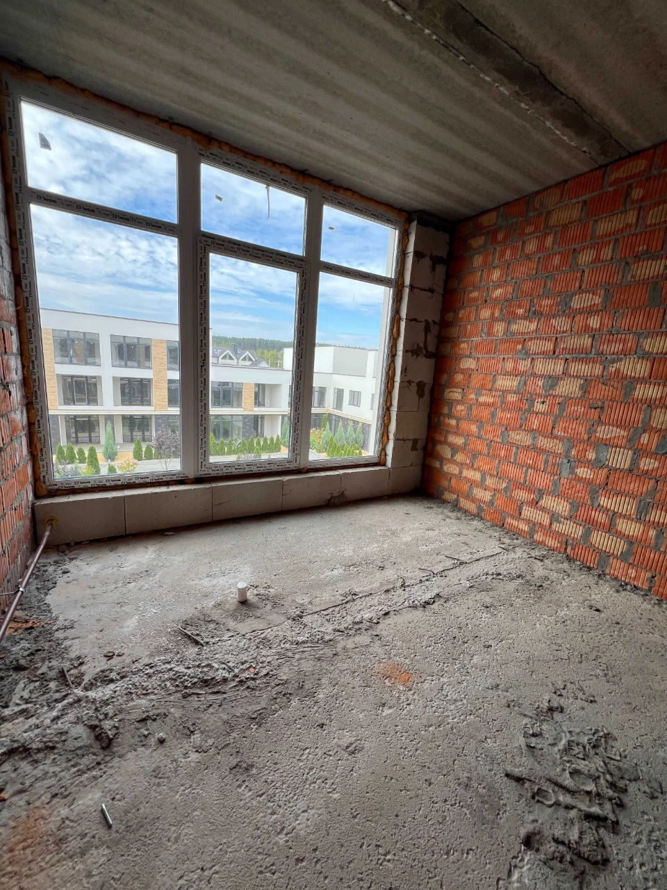 Тиша, ліс і закрита територія. Затишний ЖК Hugge Home Ірпінь