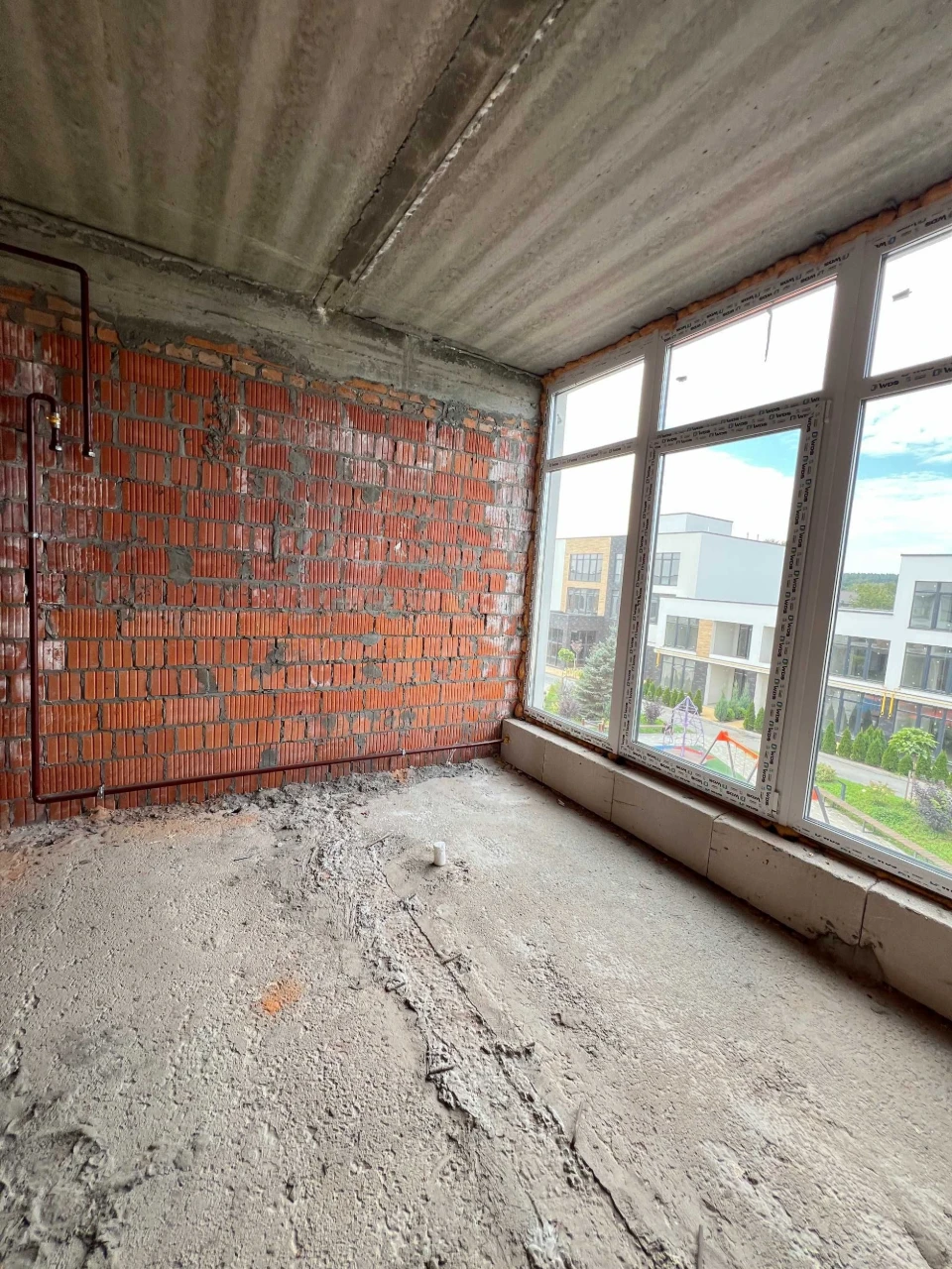 Тиша, ліс і закрита територія. Затишний ЖК Hugge Home Ірпінь
