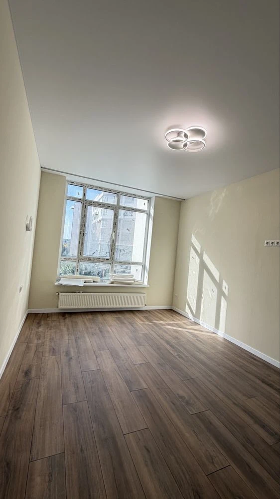 Synergia City, renovated, unfurnished, 3 floors